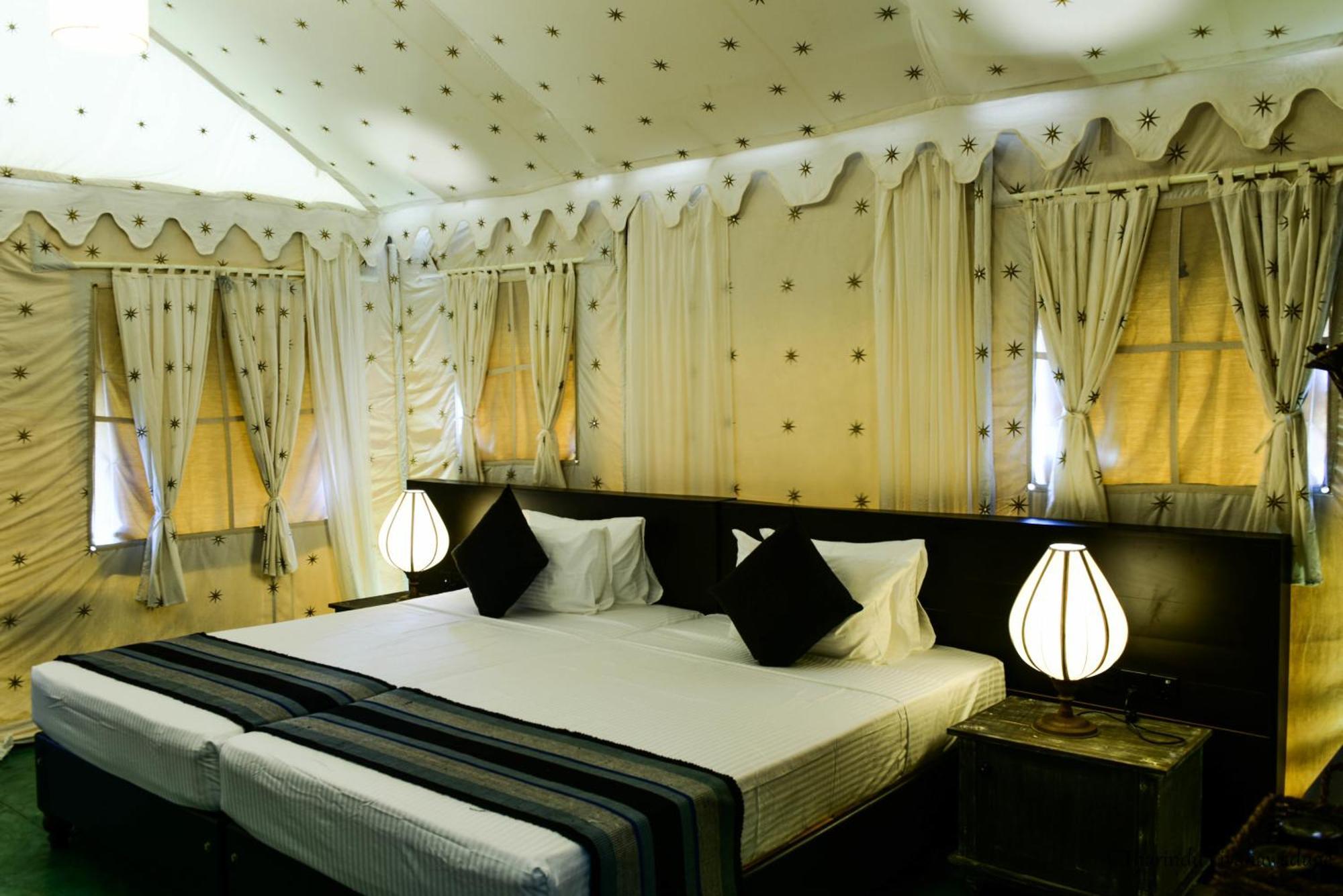 Rangiri Dambulla Resort Habitación foto
