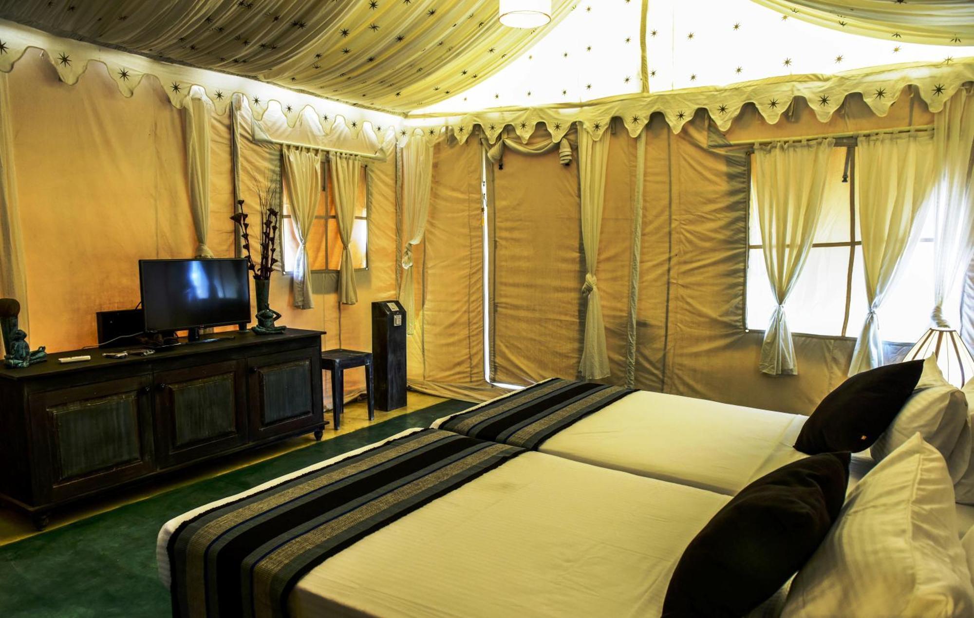 Rangiri Dambulla Resort Habitación foto